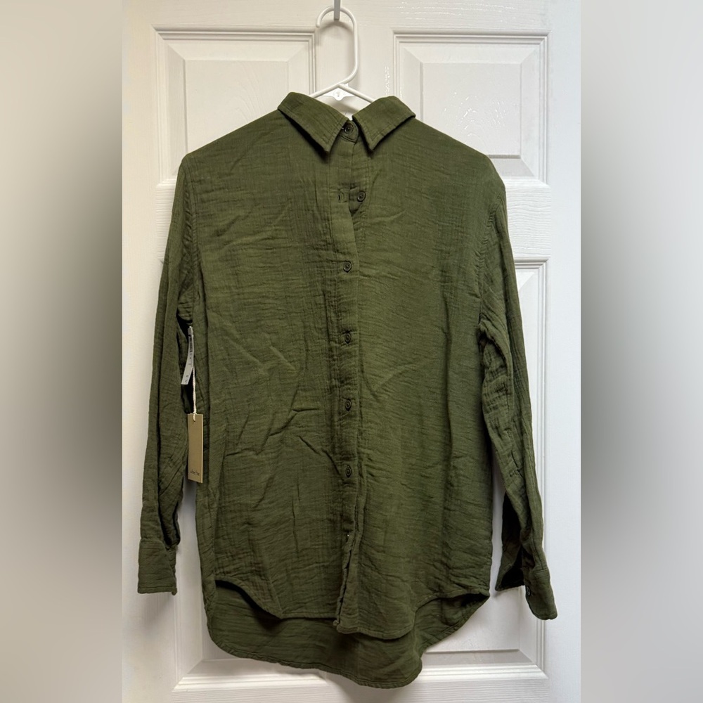Aritzia sail shirt - fatigue green